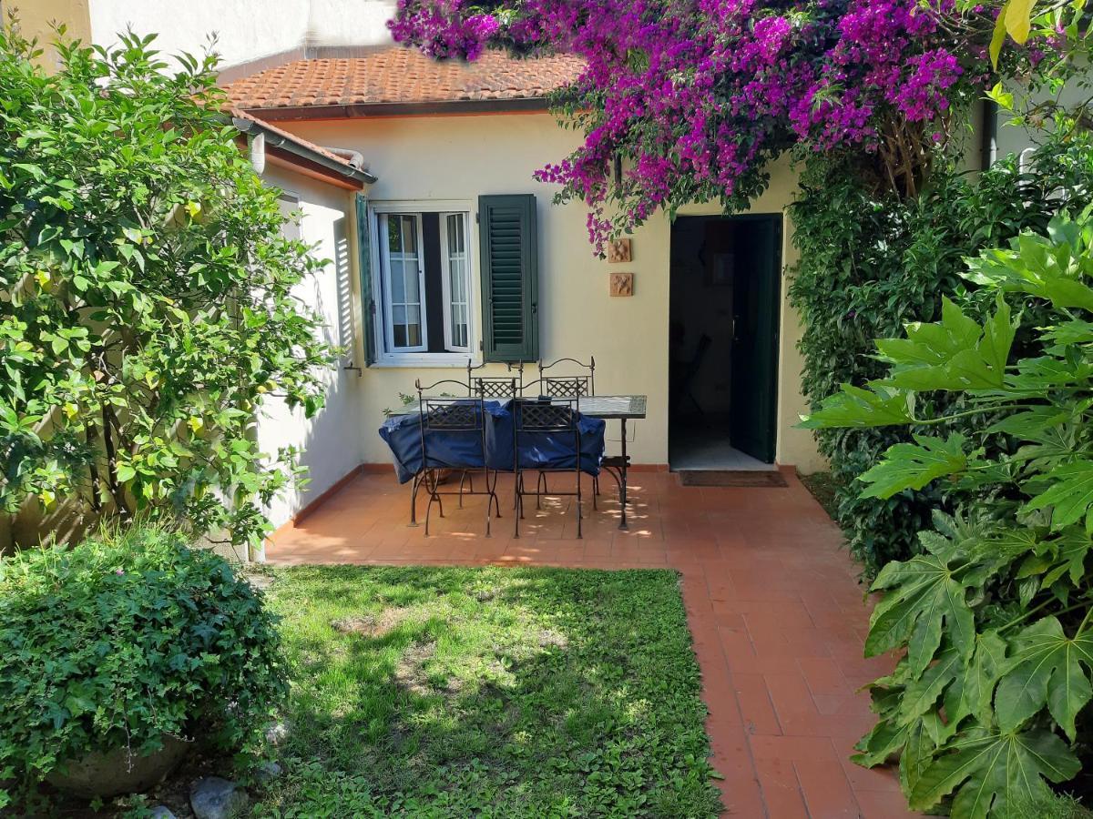 Villino San Martino 350M Dal Mare With Covered Parking Viareggio Zewnętrze zdjęcie